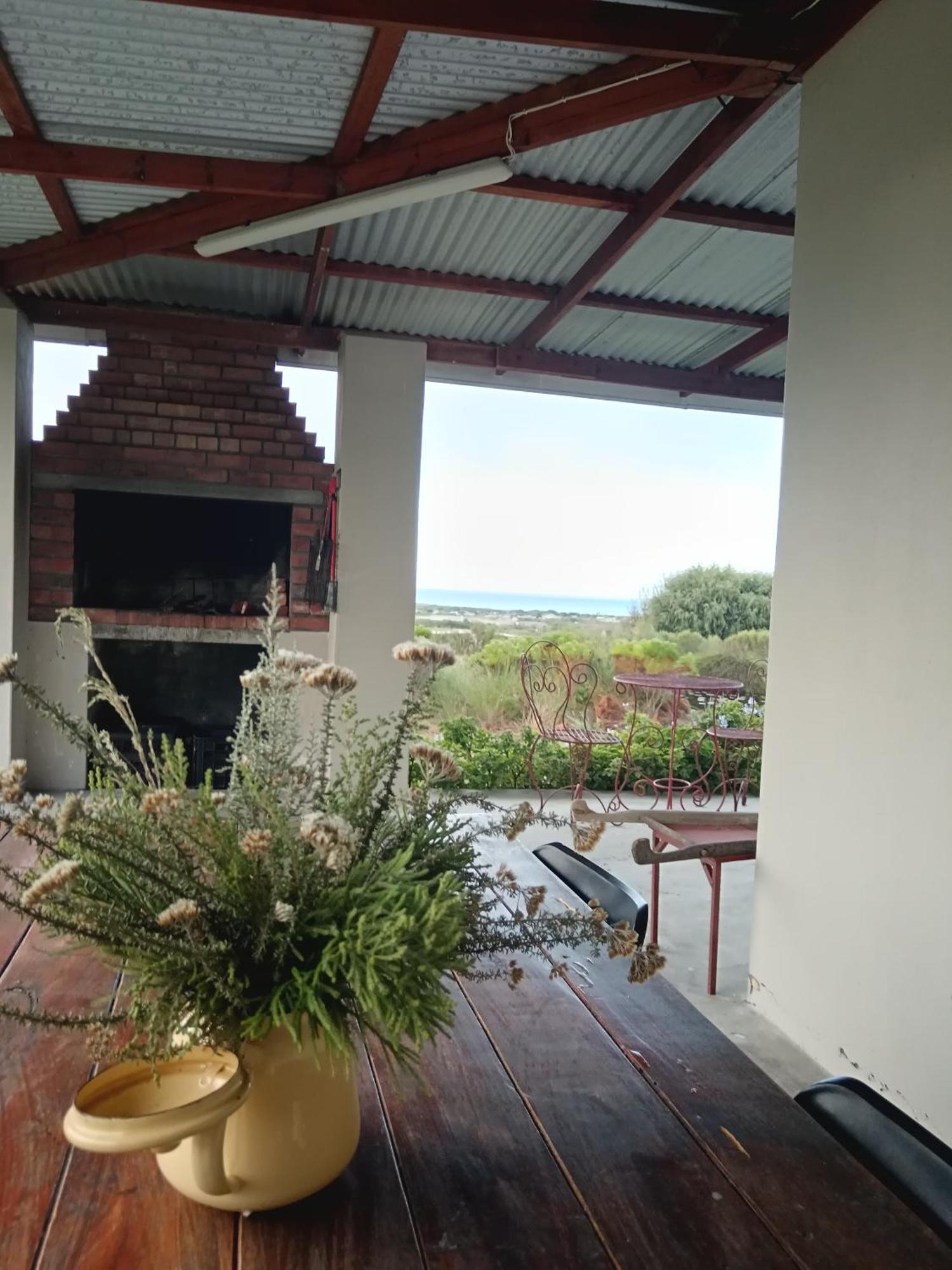 Вилла Blombos Self-Catering House Franskraalstrand Экстерьер фото
